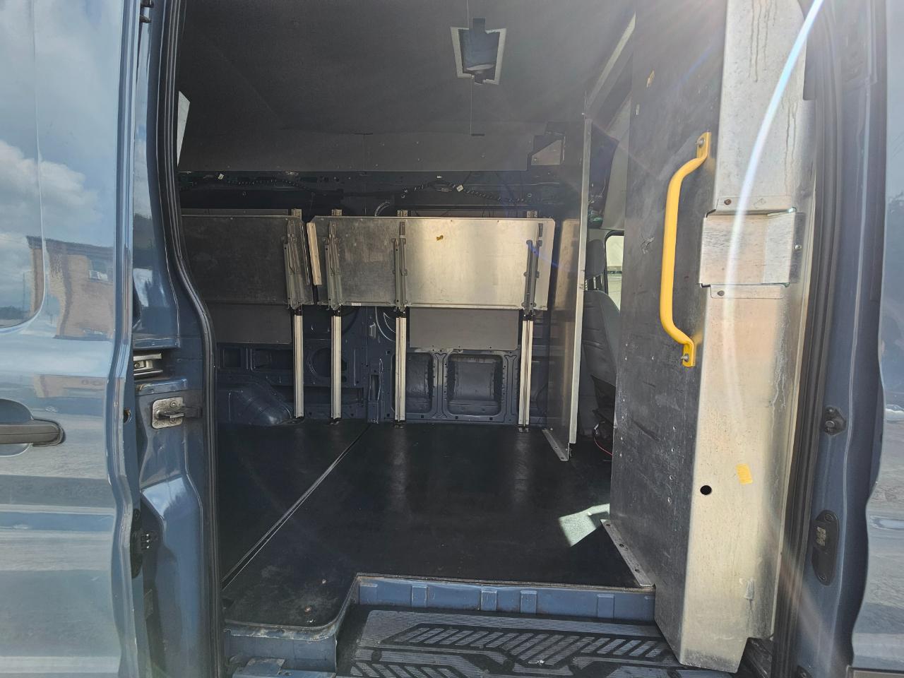 Ford Transit Van T-250 148" EL Hi Rf 9000 GVWR Sliding RH Dr 2019