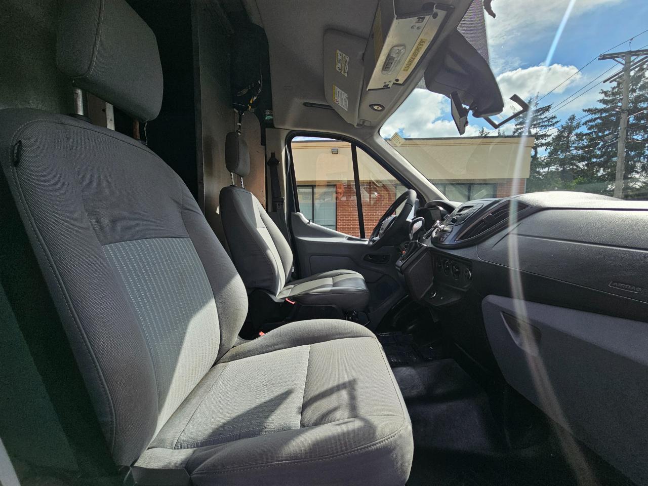Ford Transit Van T-250 148" EL Hi Rf 9000 GVWR Sliding RH Dr 2019