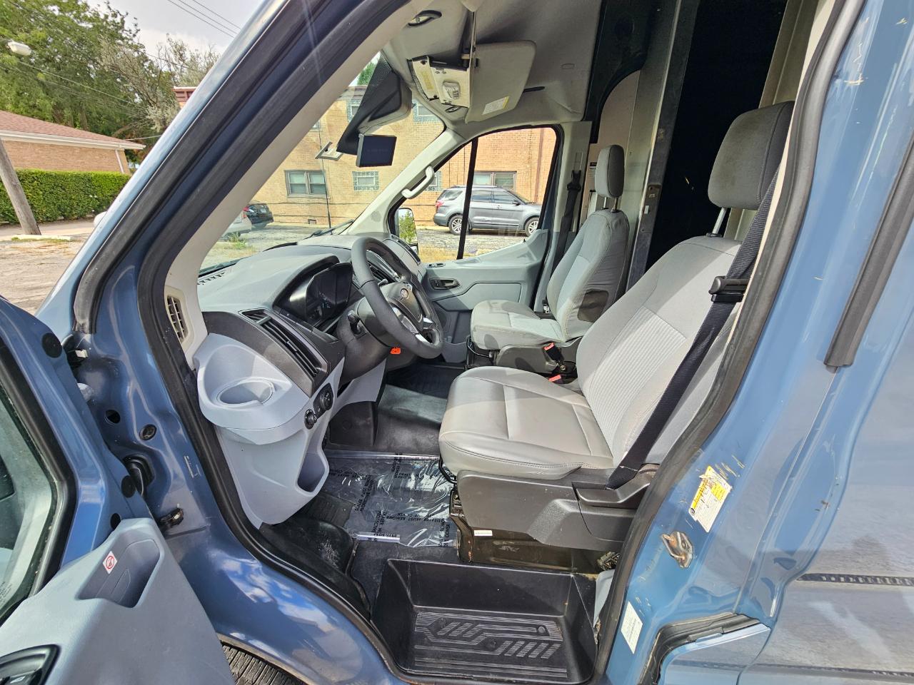 Ford Transit Van T-250 148" EL Hi Rf 9000 GVWR Sliding RH Dr 2019