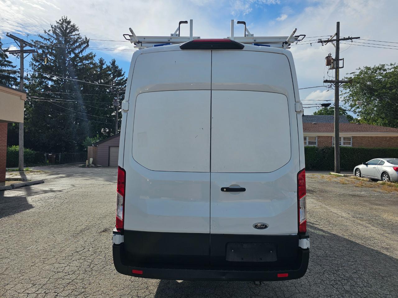 Ford Transit Cargo Van T-250 148" EL Hi Rf 9070 GVWR RWD 2021