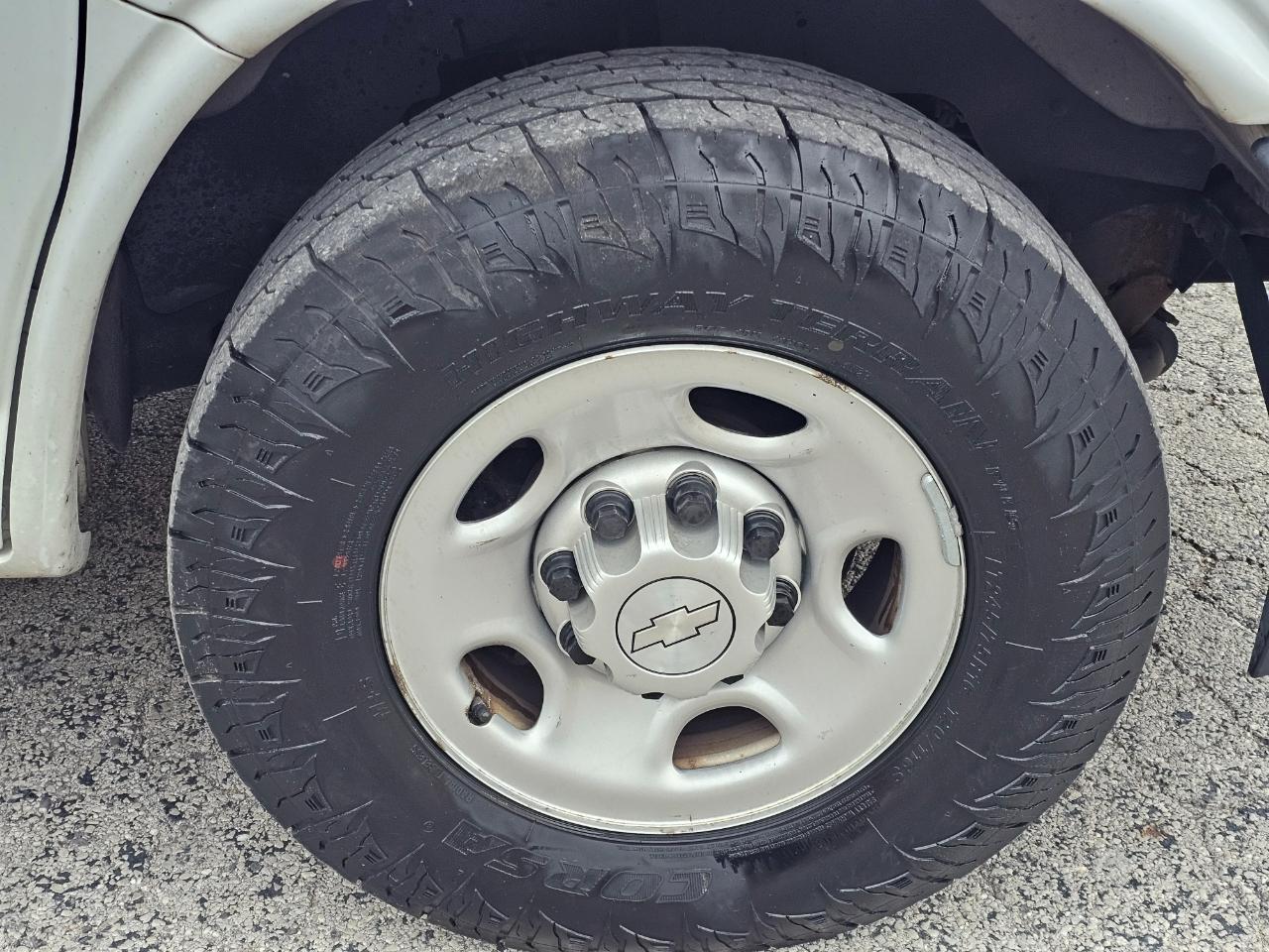 Chevrolet Express Cargo Van RWD 2500 135" 2019