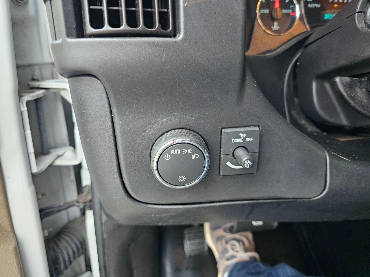 Chevrolet Express Cargo Van RWD 2500 135" 2019