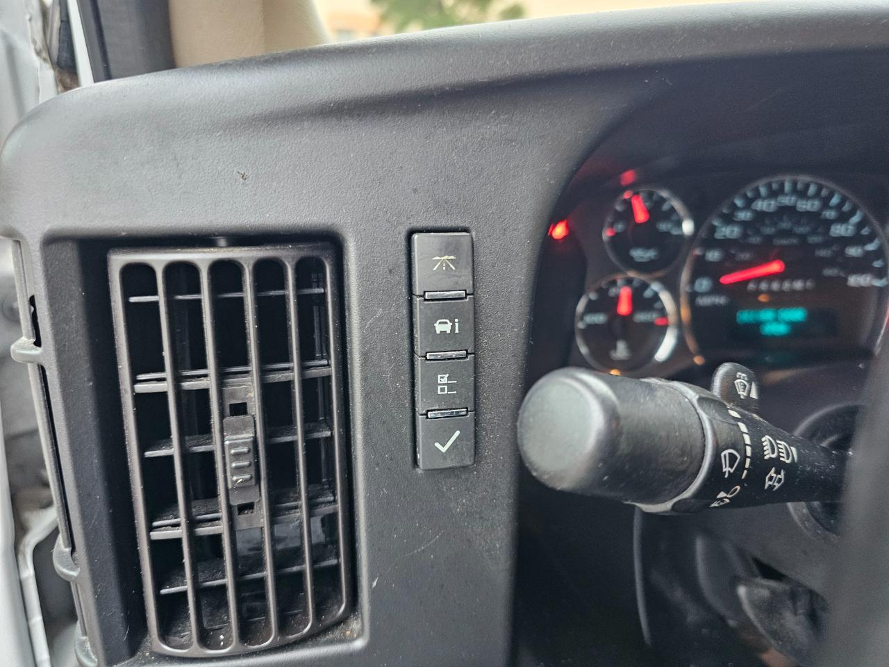 Chevrolet Express Cargo Van RWD 2500 135" 2019