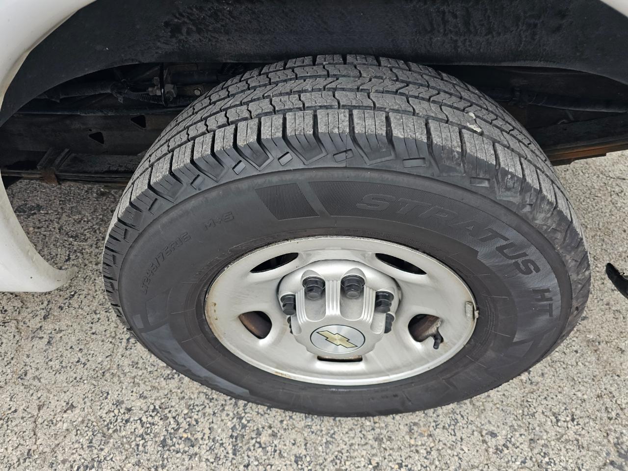 Chevrolet Express Cargo Van RWD 2500 135" 2021