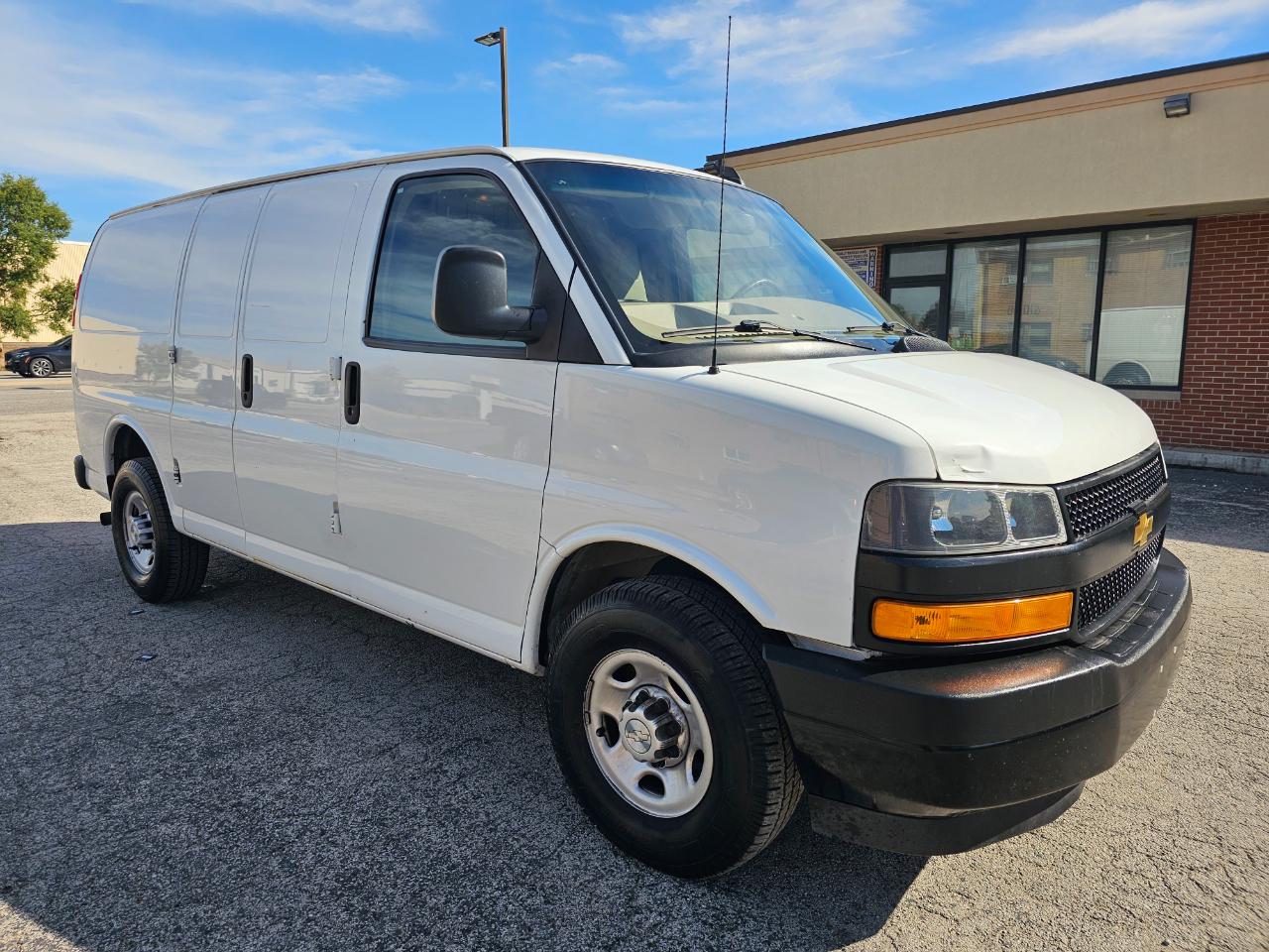 2019 Chevrolet Express Cargo Van RWD 2500 135"