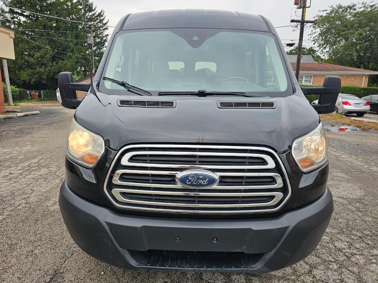 Ford Transit Wagon T-350 148" Med Roof XLT Sliding RH Dr 2015