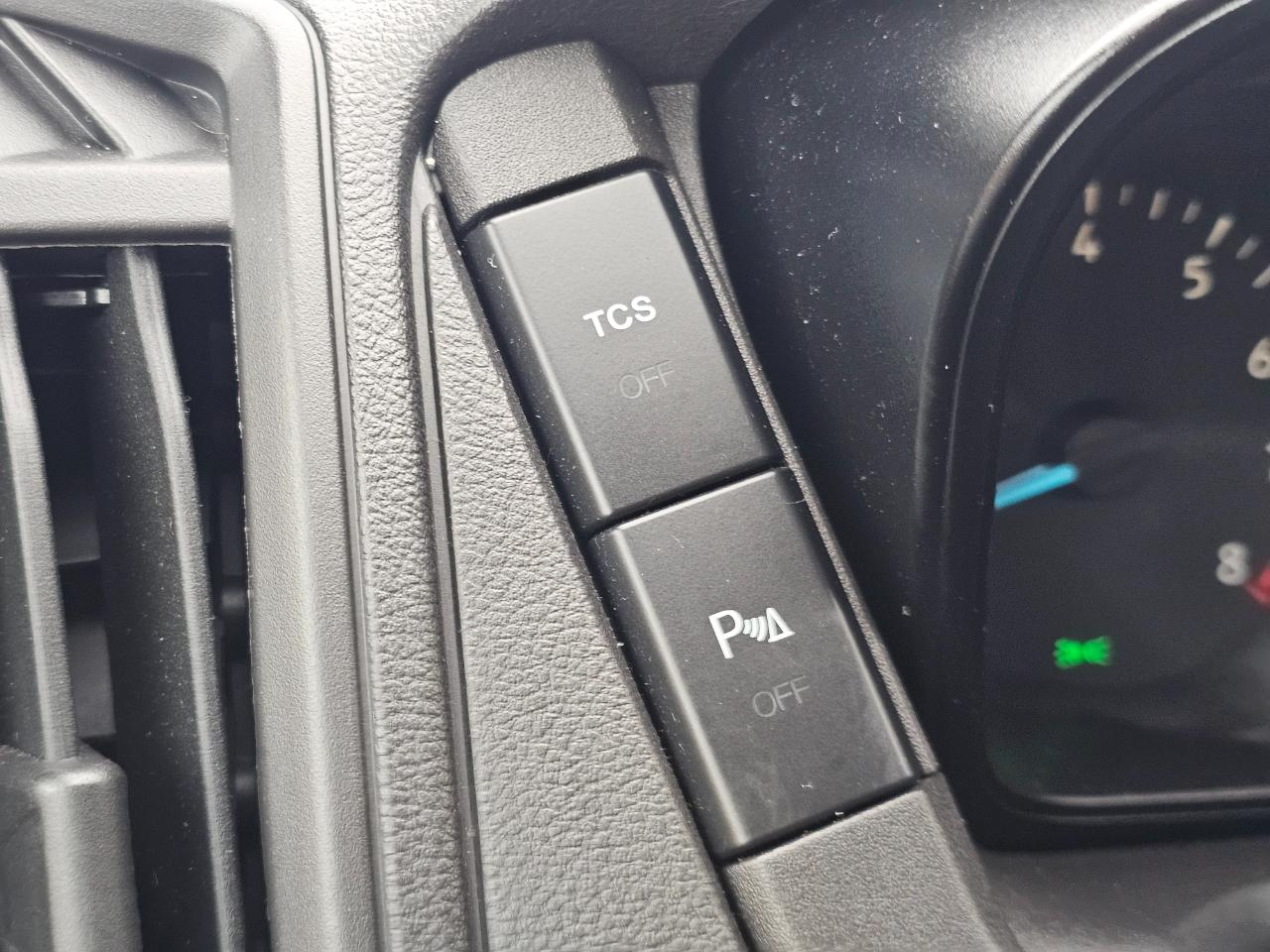 Ford Transit Wagon T-350 148" Med Roof XLT Sliding RH Dr 2015