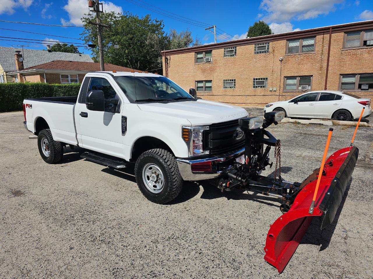 Ford Super Duty F-250 SRW XLT 4WD Reg Cab 8' Box 2019