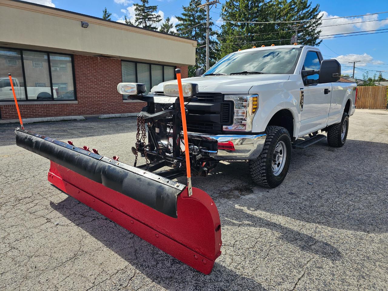 Ford Super Duty F-250 SRW XLT 4WD Reg Cab 8' Box 2019