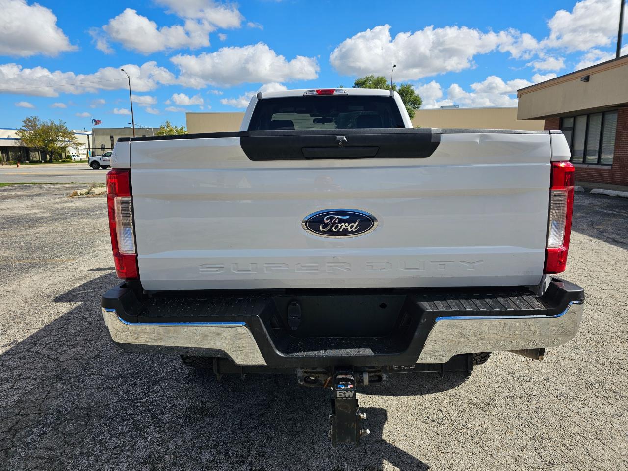 Ford Super Duty F-250 SRW XLT 4WD Reg Cab 8' Box 2019