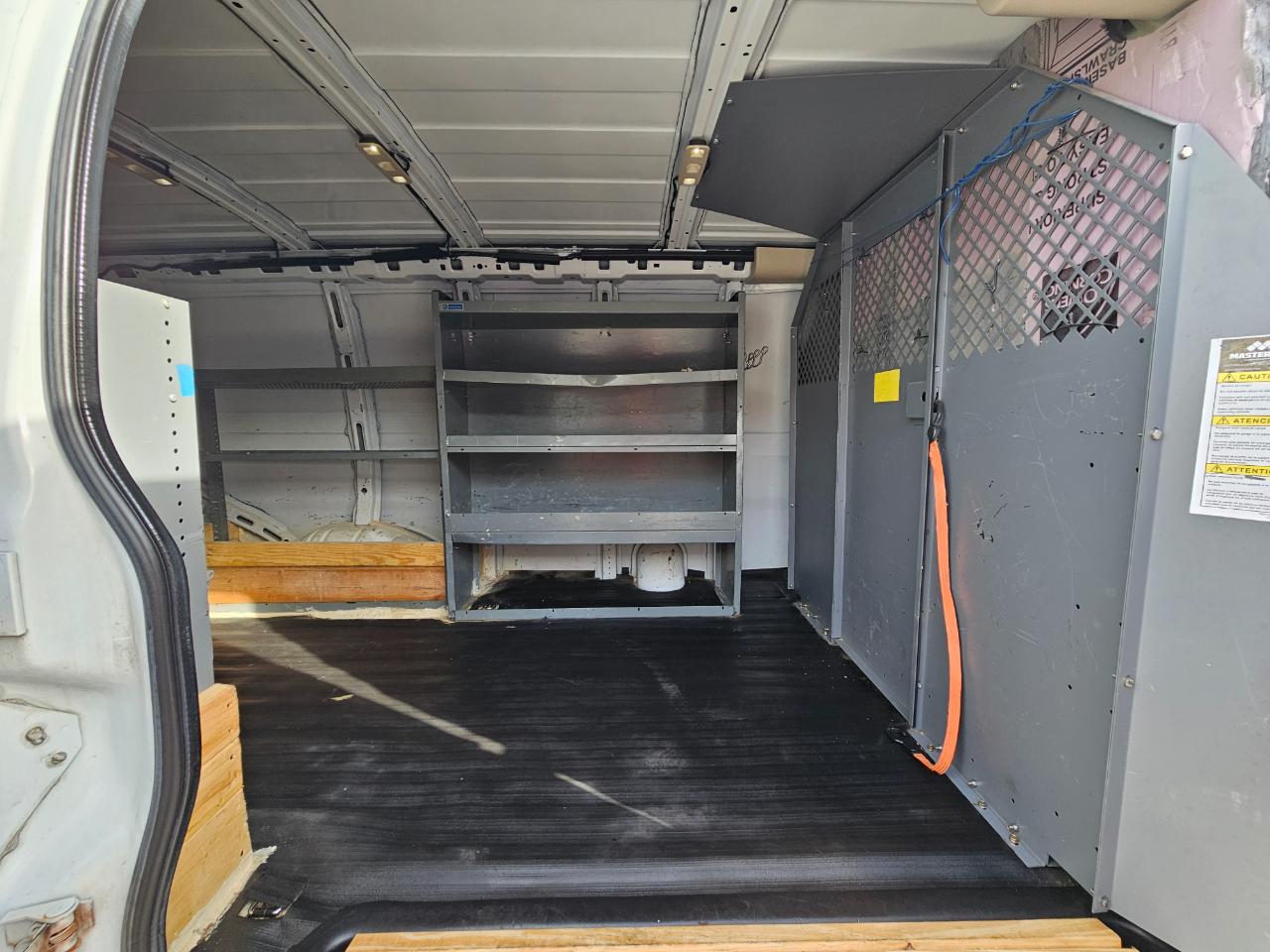 Chevrolet Express Cargo Van RWD 2500 135" 2017