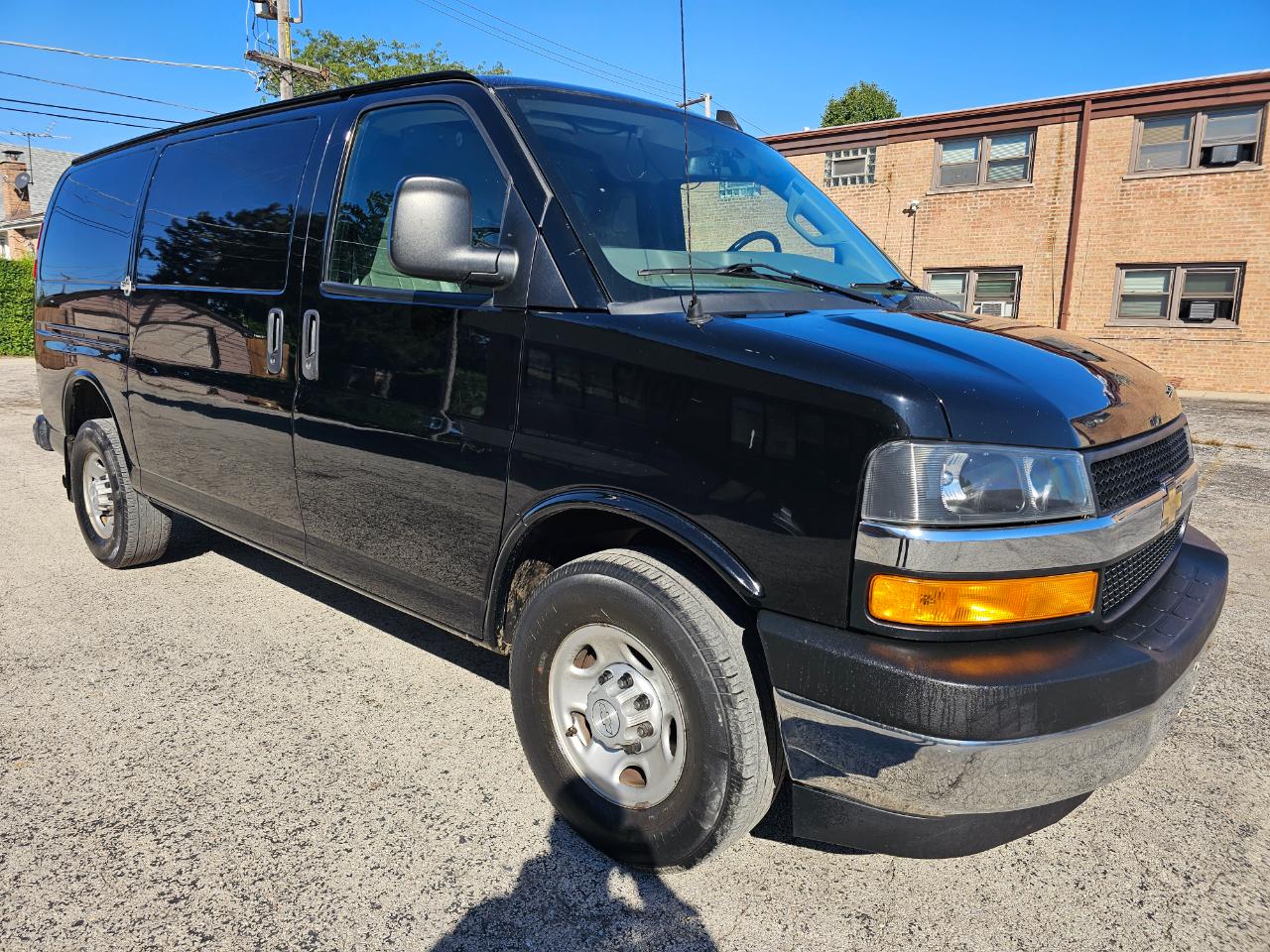 Chevrolet Express Cargo Van RWD 2500 135" 2018