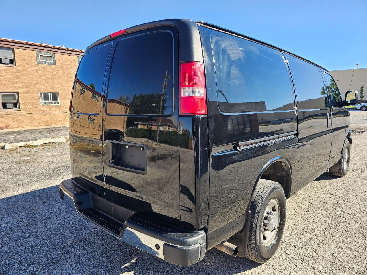 Chevrolet Express Cargo Van RWD 2500 135" 2018