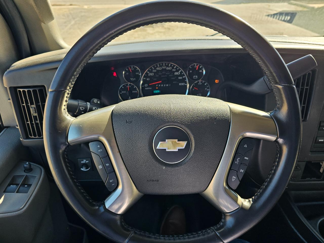 Chevrolet Express Cargo Van RWD 2500 135" 2018