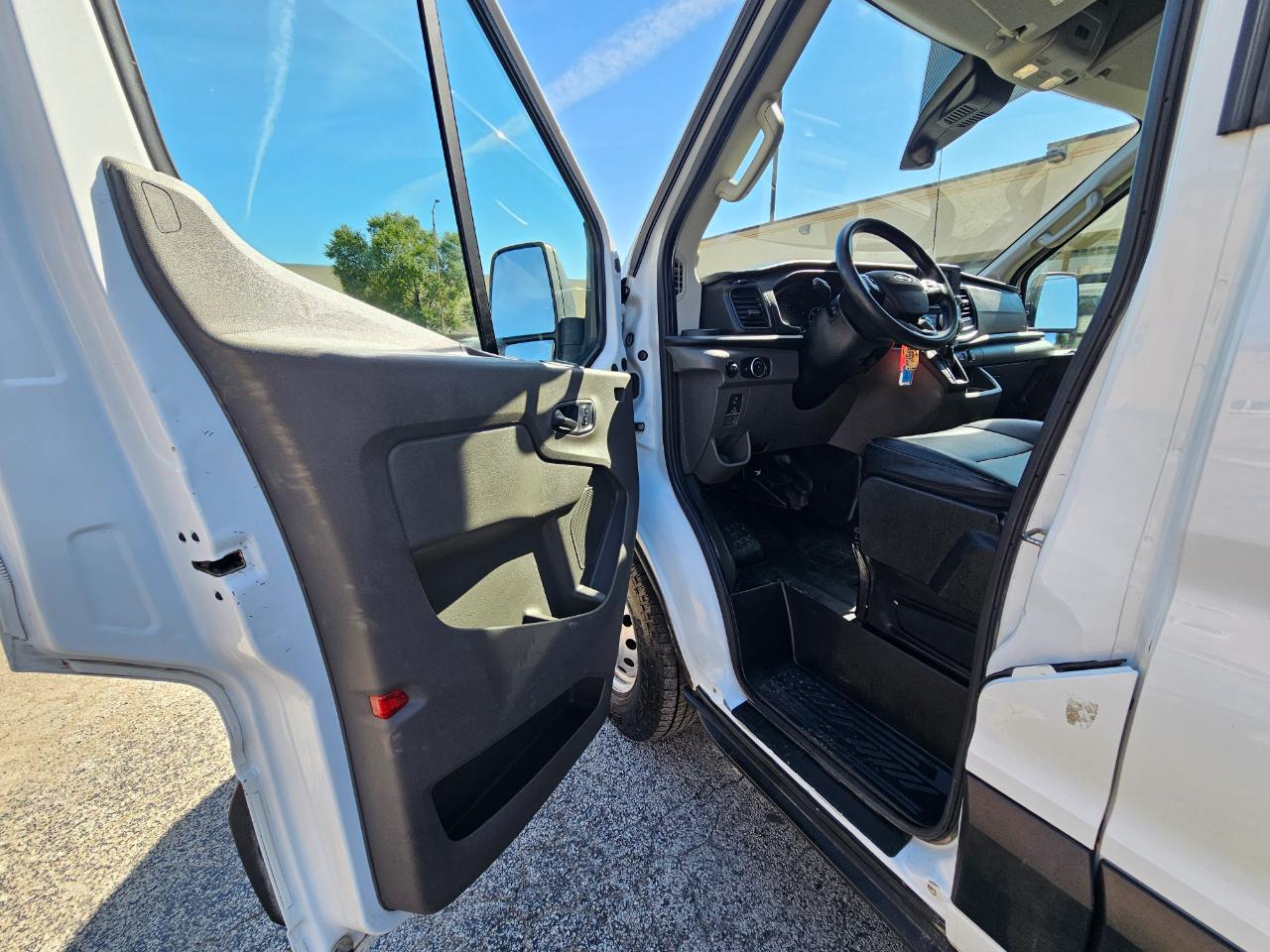 Ford Transit Cargo Van T-250 148" Med Rf 9070 GVWR AWD 2024