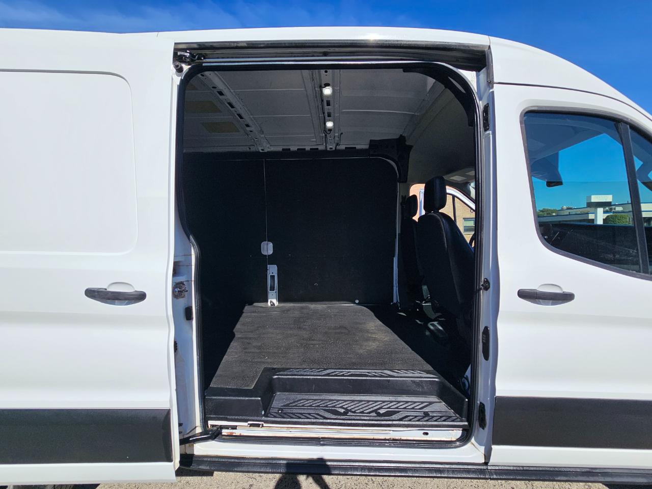 Ford Transit Cargo Van T-250 148" Med Rf 9070 GVWR AWD 2024