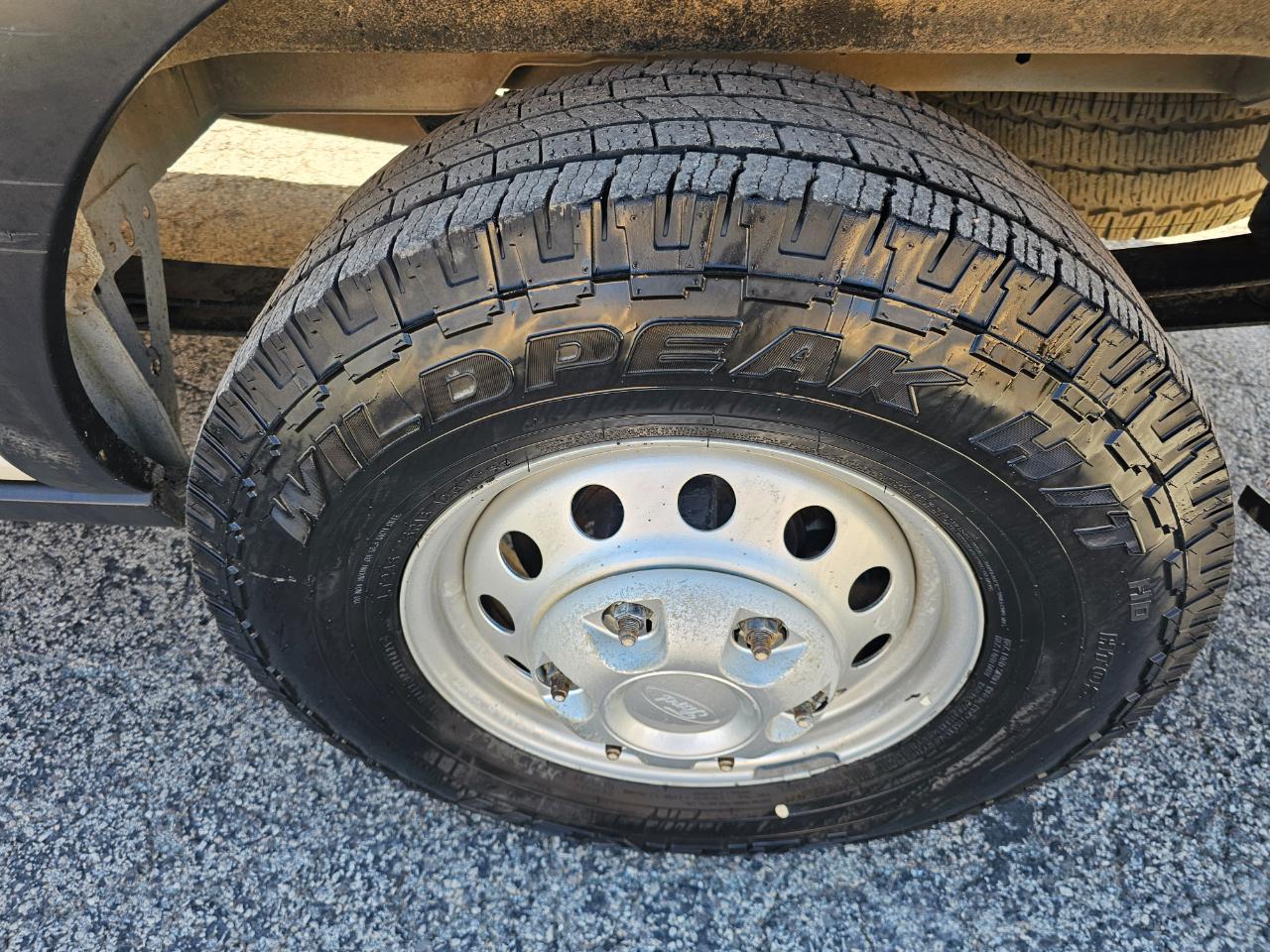 Ford Transit Cargo Van T-250 148" Med Rf 9070 GVWR AWD 2024