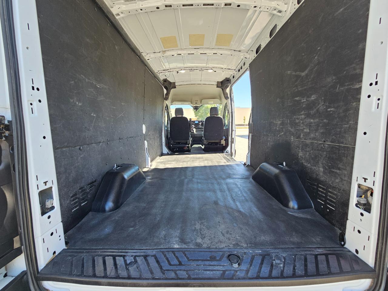 Ford Transit Cargo Van T-250 148" Med Rf 9070 GVWR AWD 2024