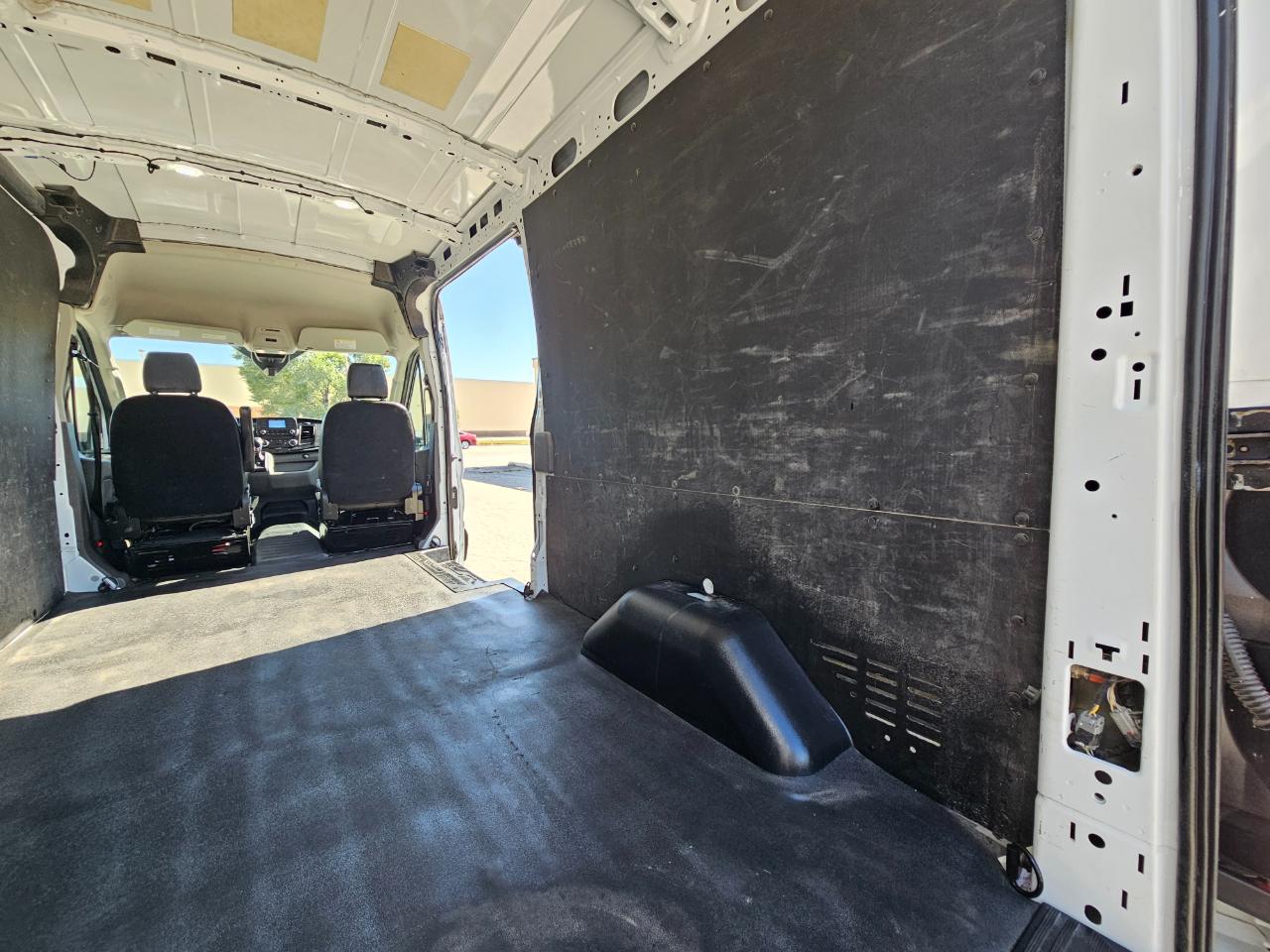 Ford Transit Cargo Van T-250 148" Med Rf 9070 GVWR AWD 2024