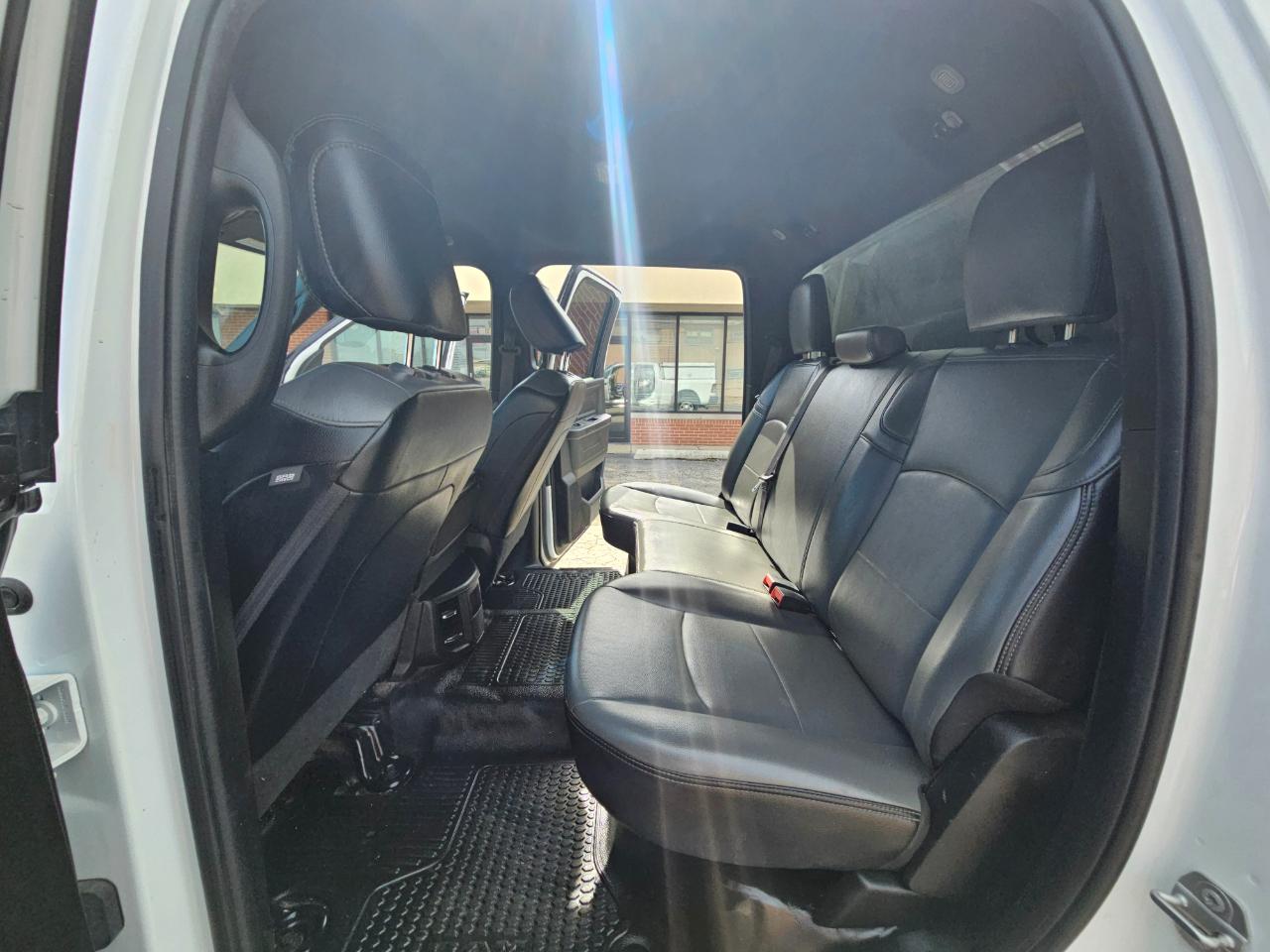 RAM 2500 Tradesman 4x4 Crew Cab 6'4" Box 2022