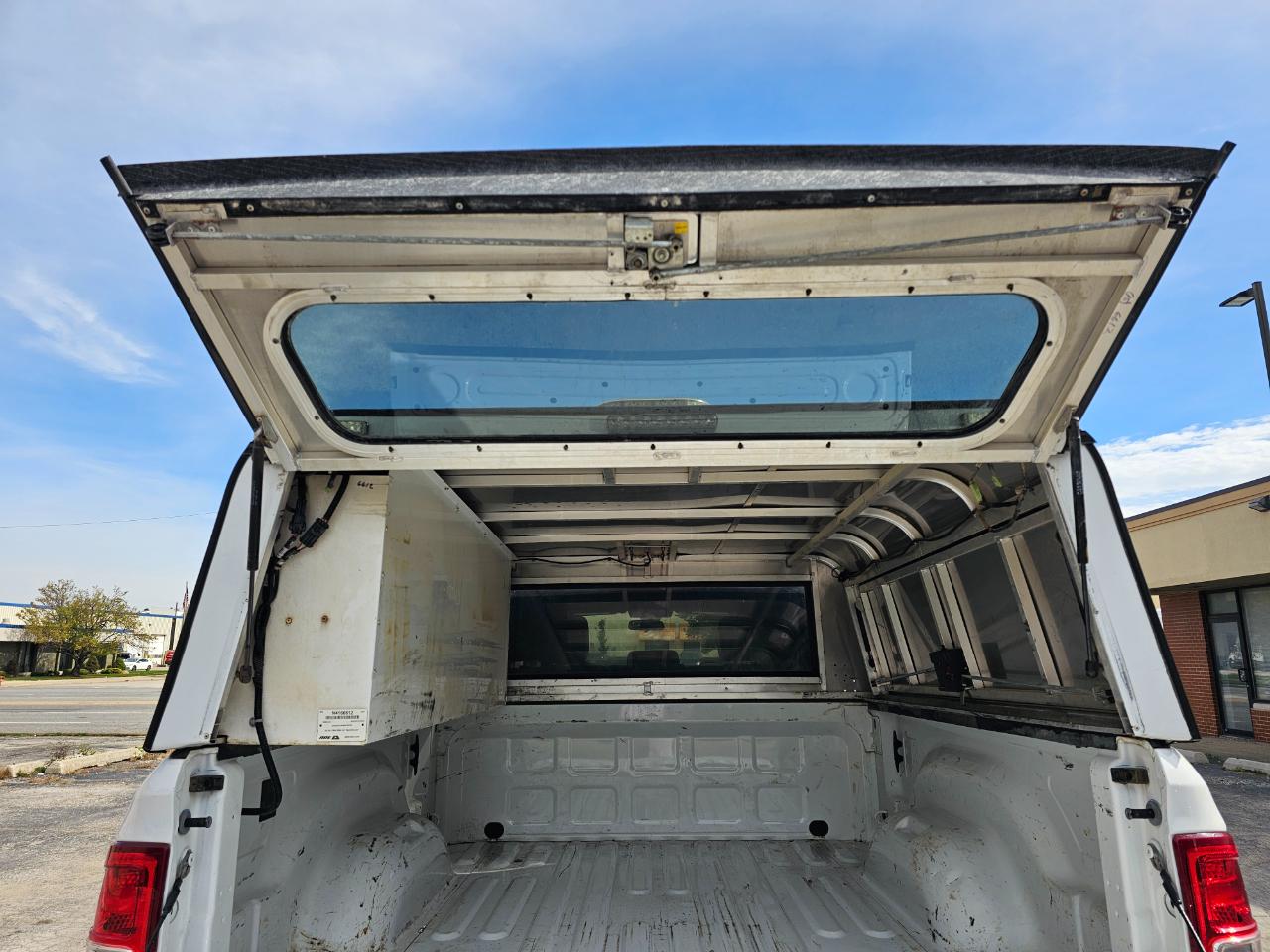 RAM 2500 Tradesman 4x4 Crew Cab 6'4" Box 2022