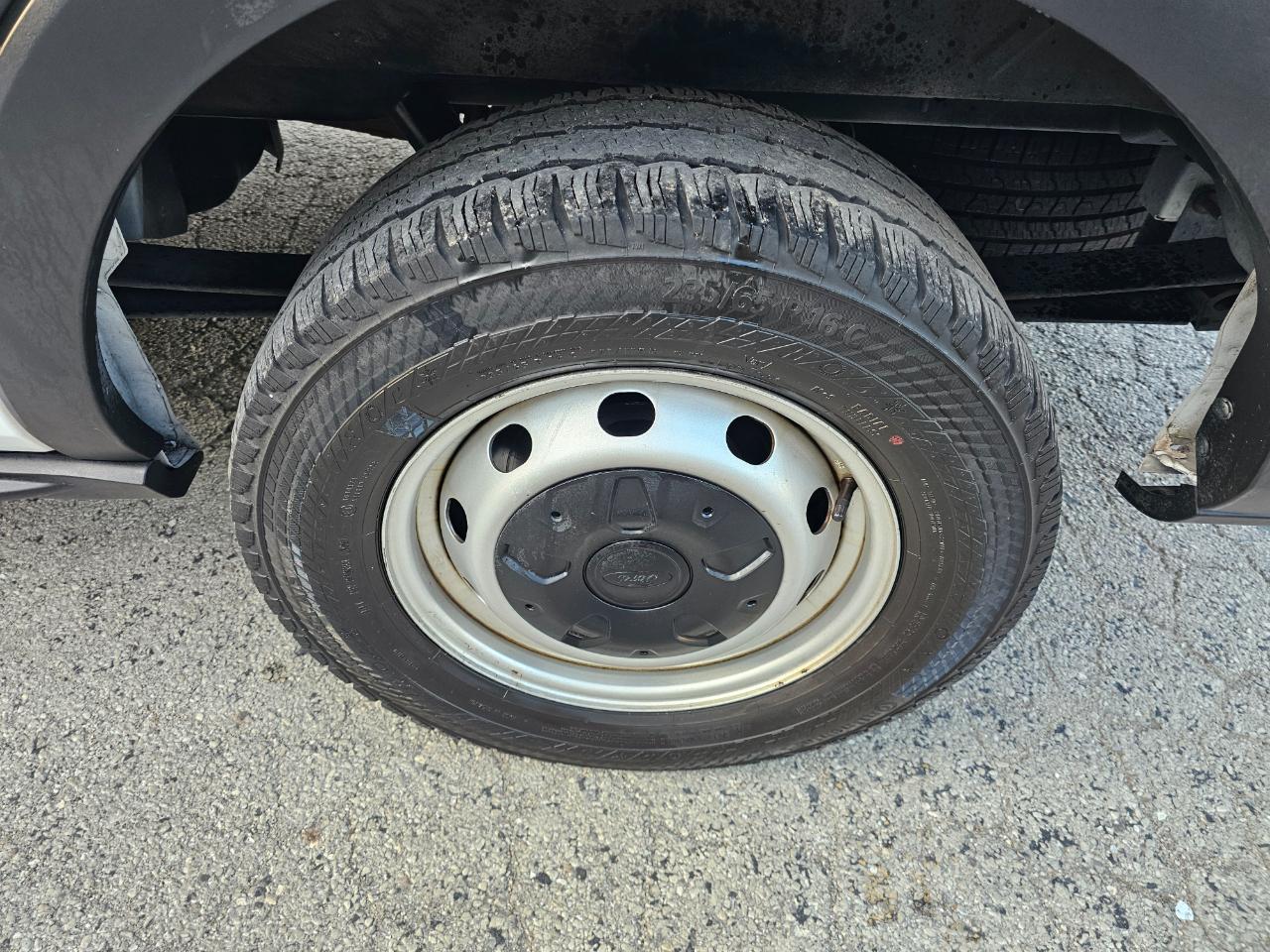Ford Transit Cargo Van T-150 130" Low Rf 8670 GVWR RWD 2022