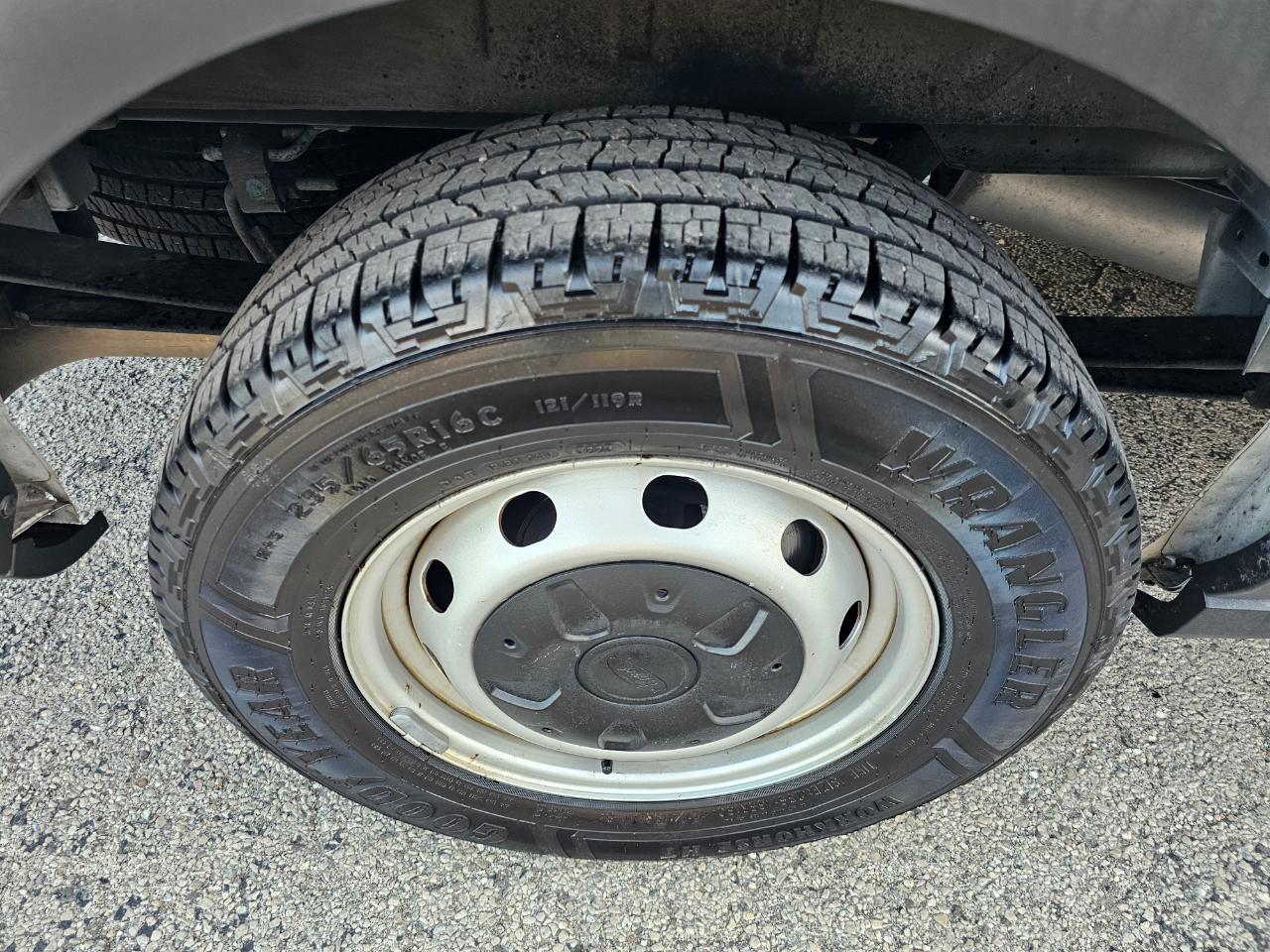 Ford Transit Cargo Van T-150 130" Low Rf 8670 GVWR RWD 2022