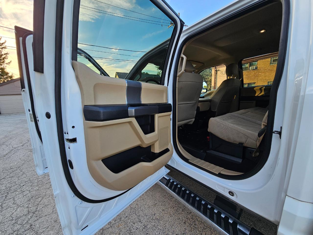 Ford Super Duty F-250 SRW 4WD Crew Cab 156" XLT 2019