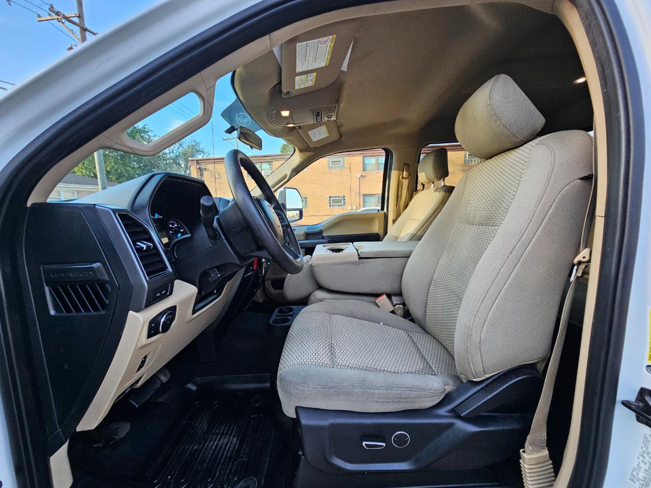 Ford Super Duty F-250 SRW 4WD Crew Cab 156" XLT 2019
