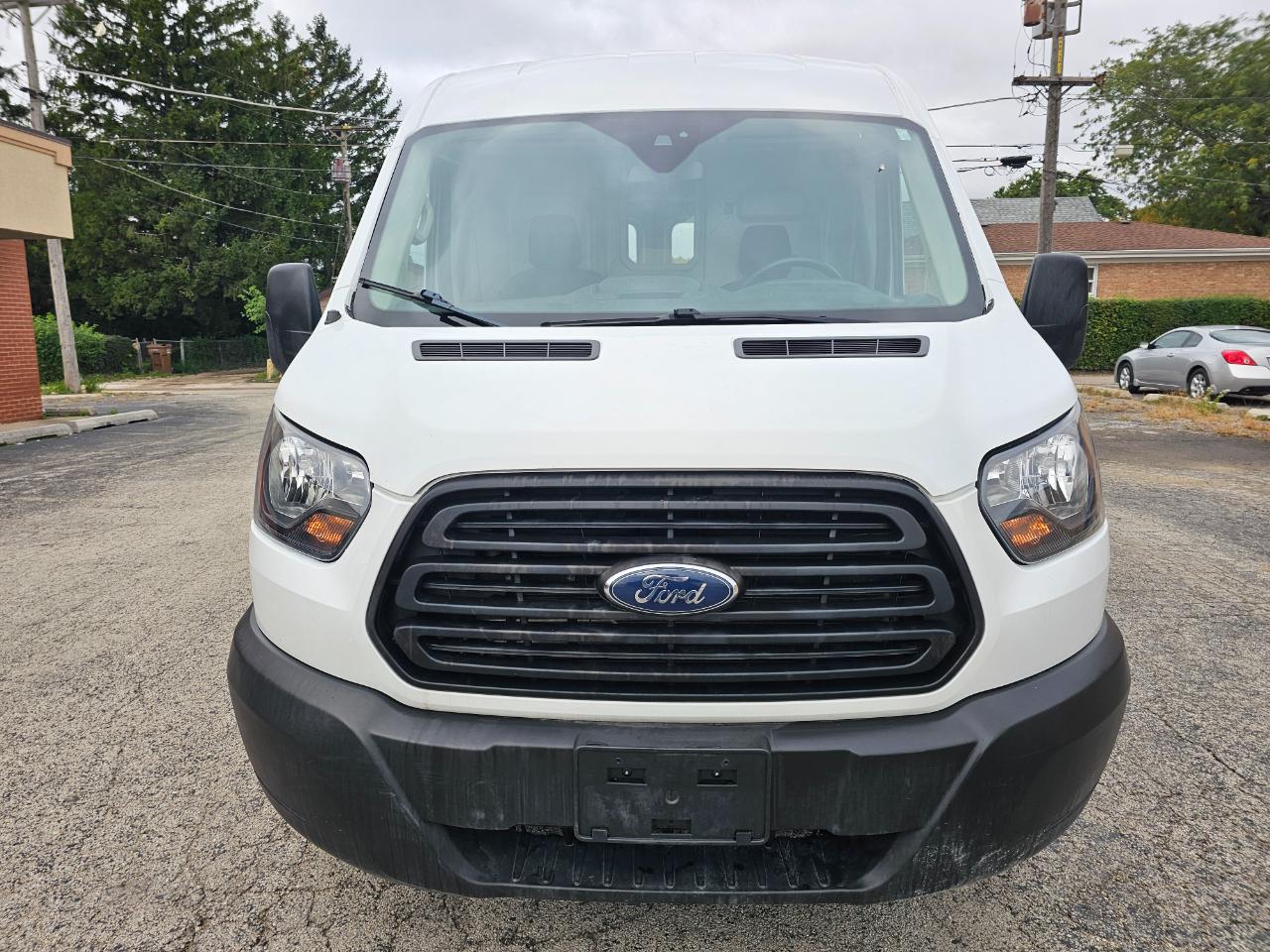 Ford Transit Van T-250 148" Med Rf 9000 GVWR Sliding RH Dr 2019
