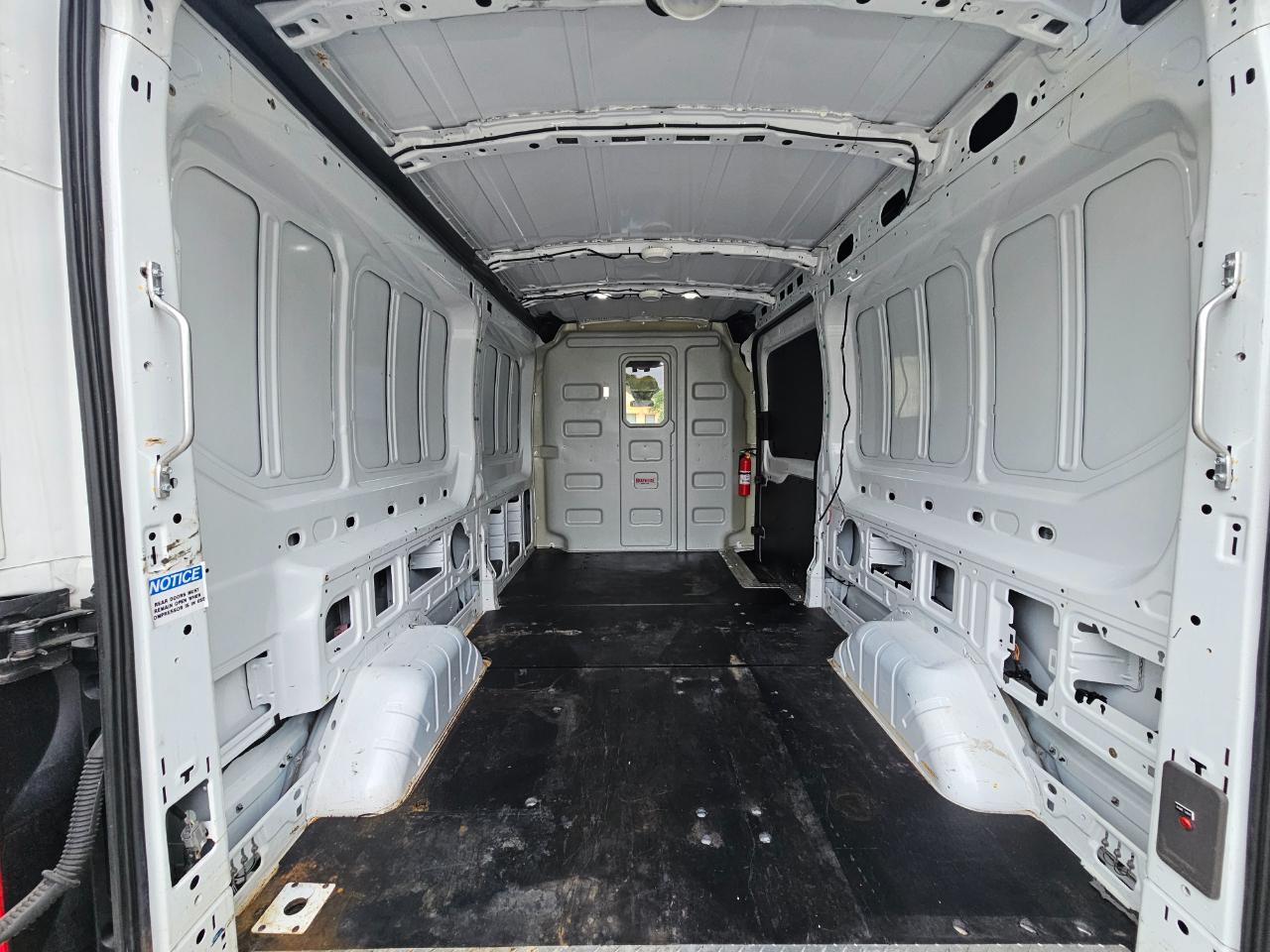 Ford Transit Van T-250 148" Med Rf 9000 GVWR Sliding RH Dr 2019