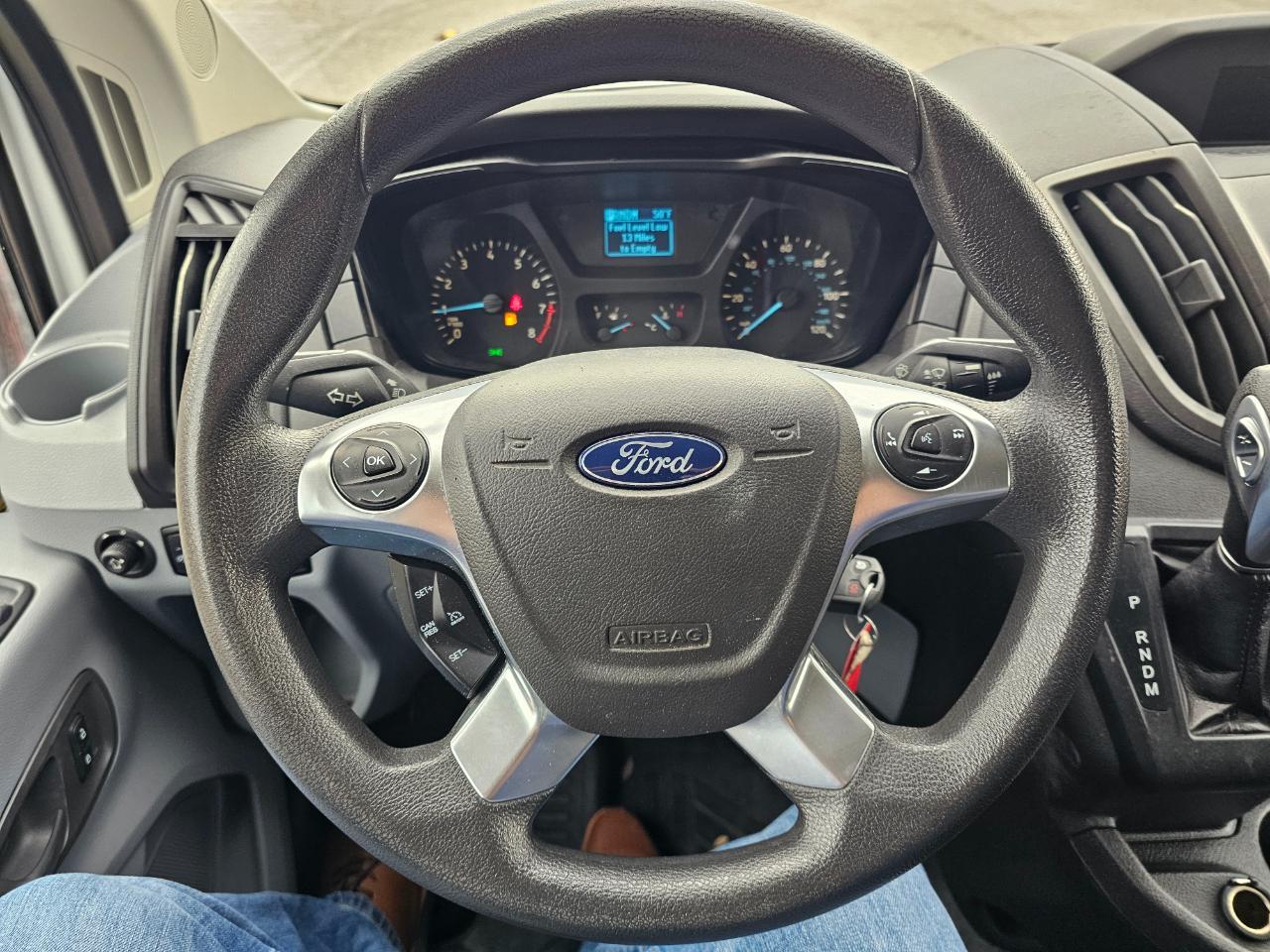 Ford Transit Van T-250 148" Med Rf 9000 GVWR Sliding RH Dr 2019
