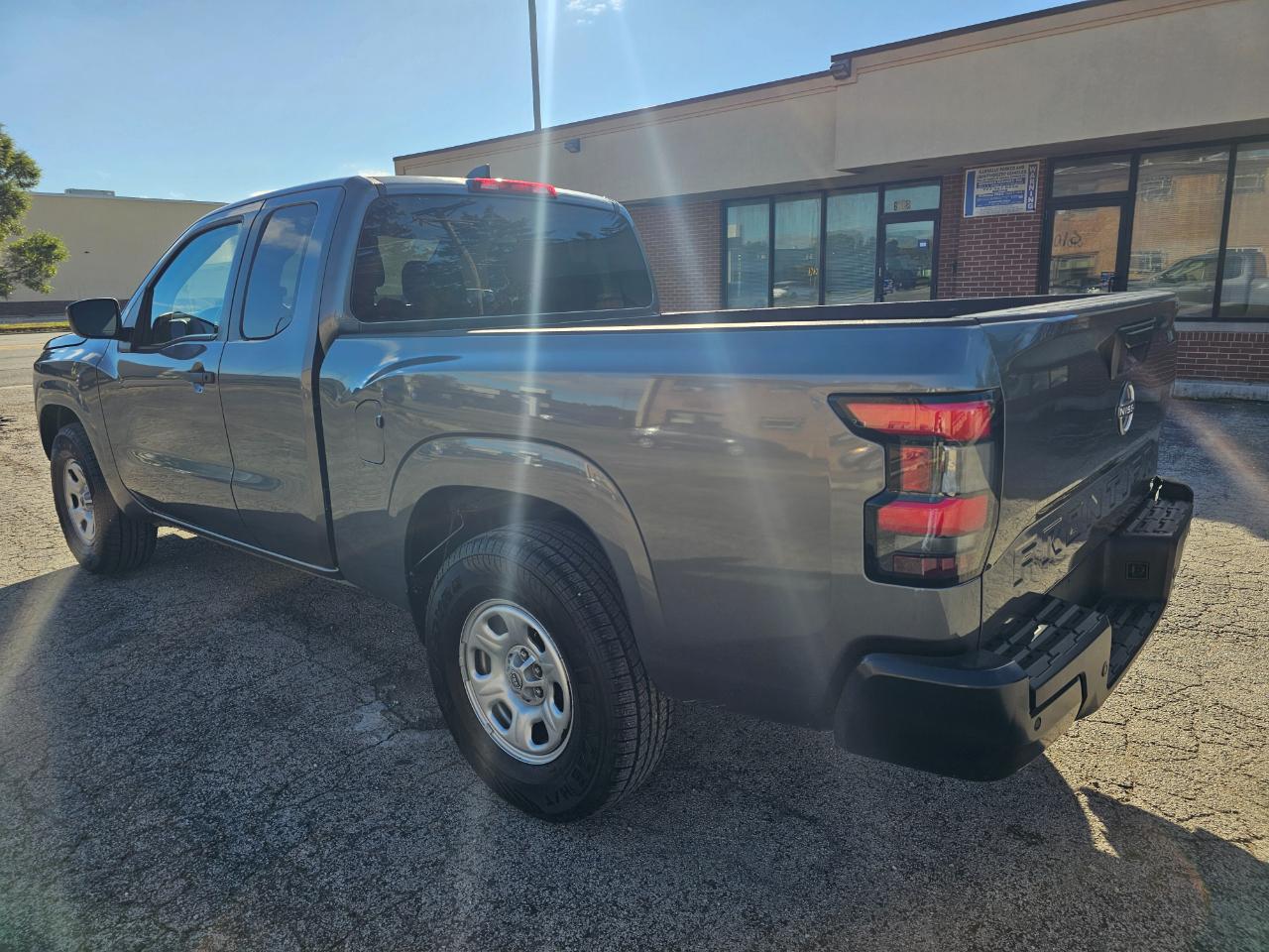 Nissan Frontier King Cab 4x2 S 2024