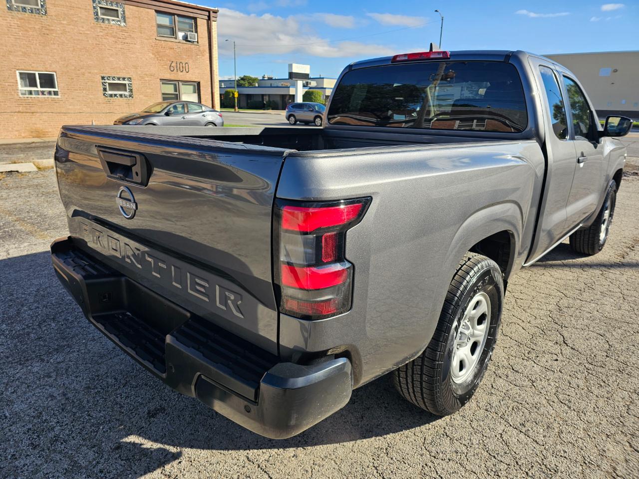 Nissan Frontier King Cab 4x2 S 2024