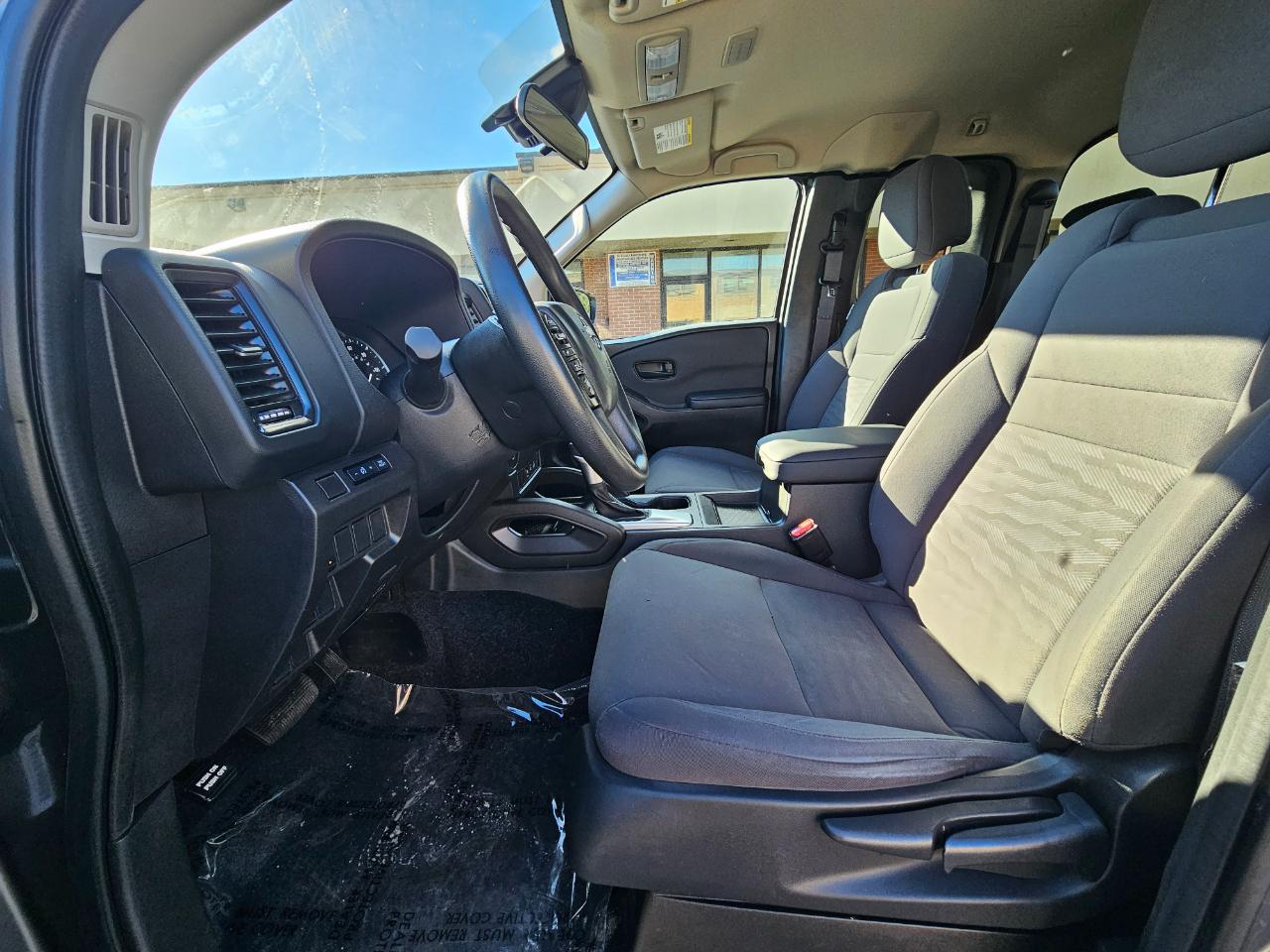 Nissan Frontier King Cab 4x2 S 2024