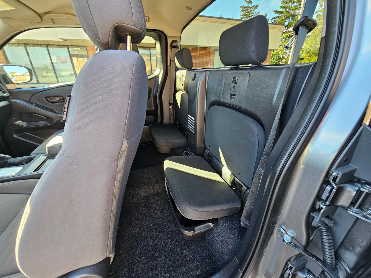 Nissan Frontier King Cab 4x2 S 2024