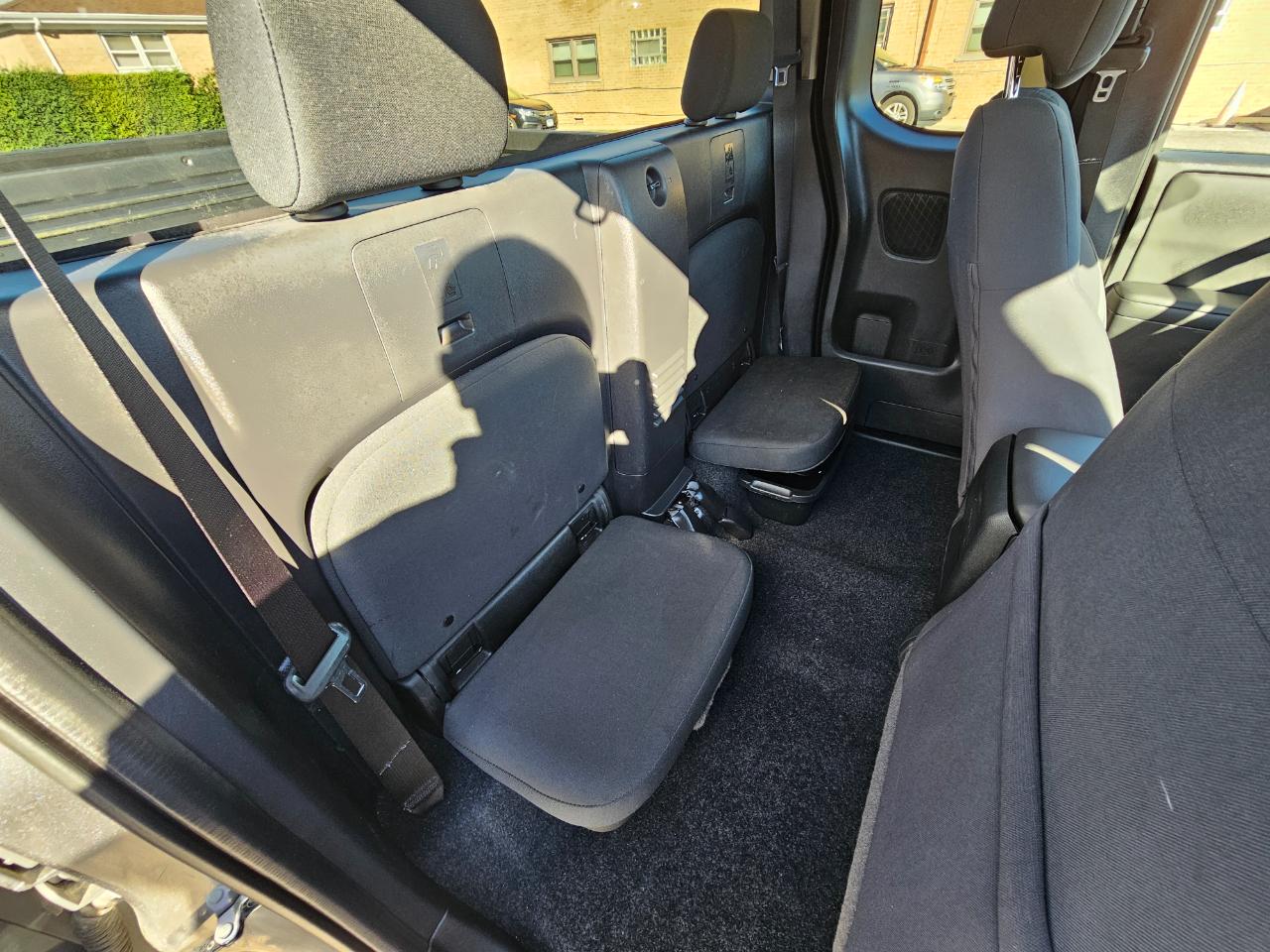 Nissan Frontier King Cab 4x2 S 2024