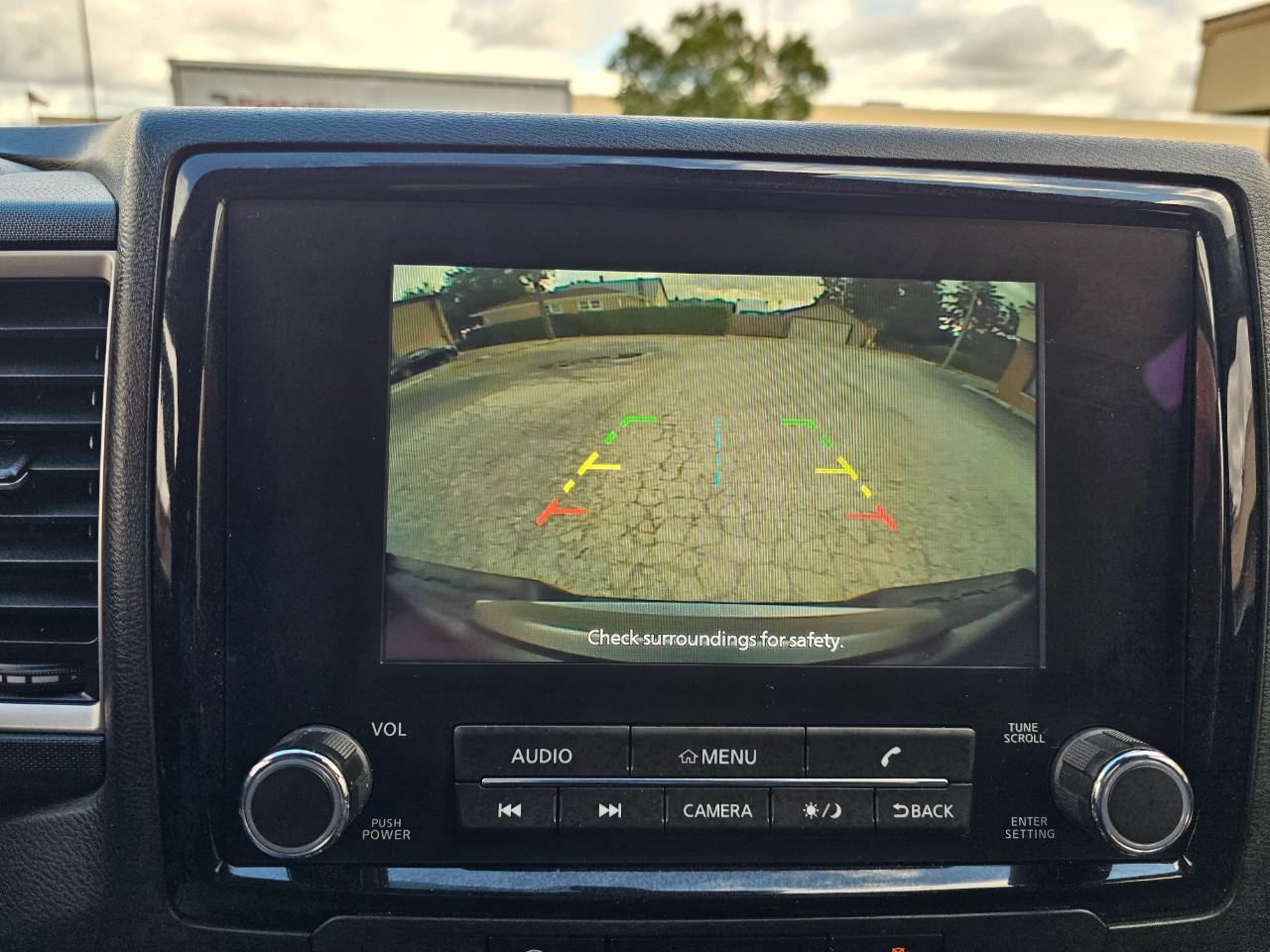 Nissan Frontier King Cab 4x2 SV Auto 2023