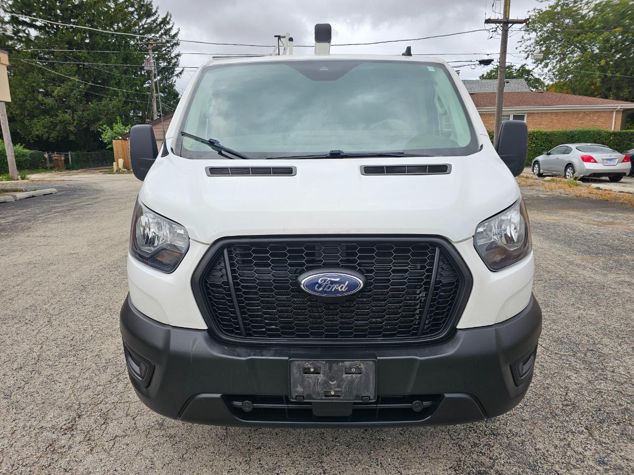 Ford Transit Cargo Van T-150 130" Low Rf 8670 GVWR RWD 2022