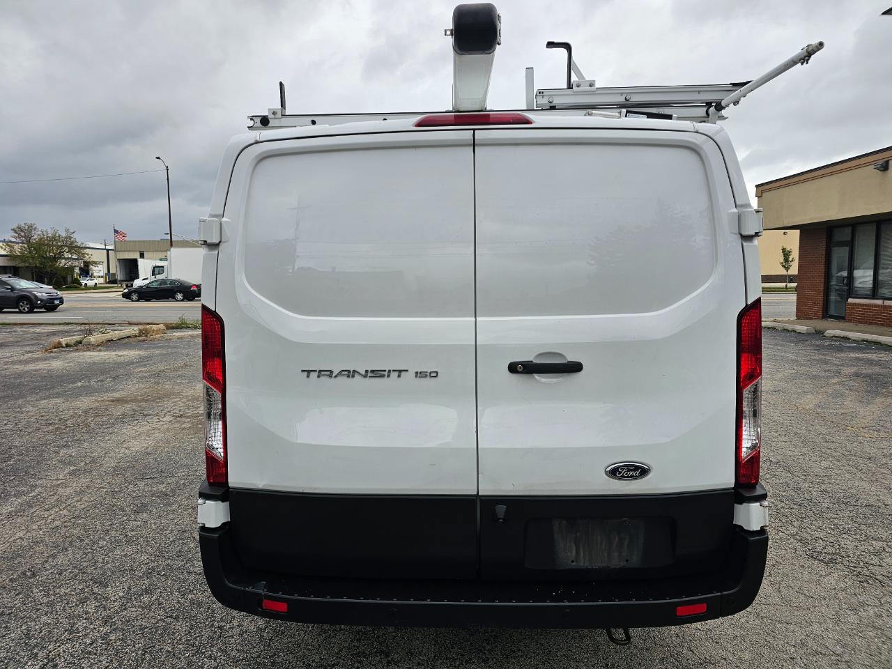 Ford Transit Cargo Van T-150 130" Low Rf 8670 GVWR RWD 2022