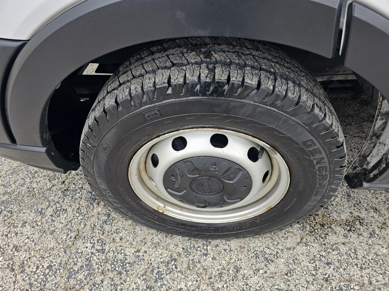 Ford Transit Cargo Van T-150 130" Low Rf 8670 GVWR RWD 2022