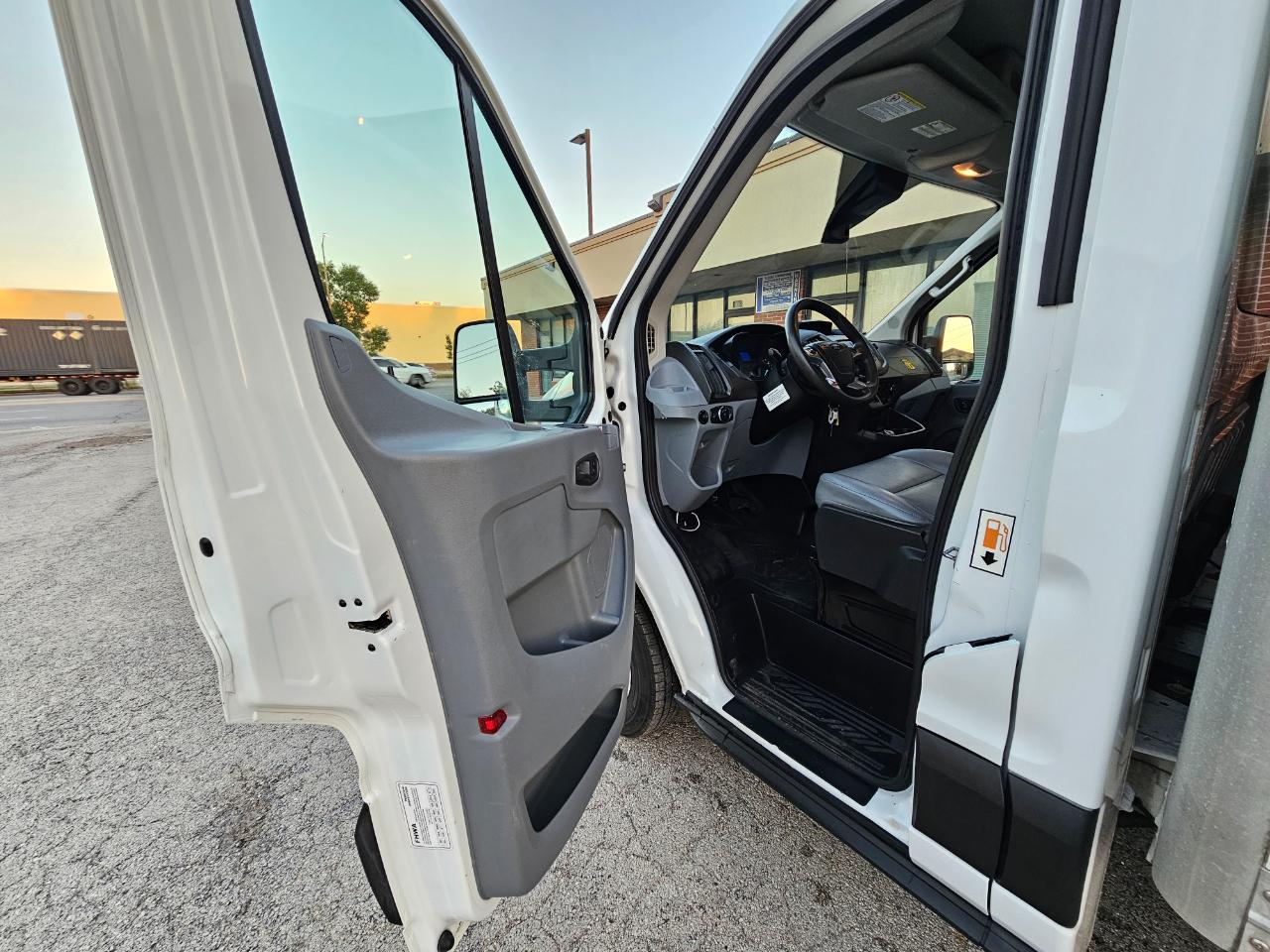 Ford Transit Chassis T-350 DRW 156" WB 9950 GVWR 2019