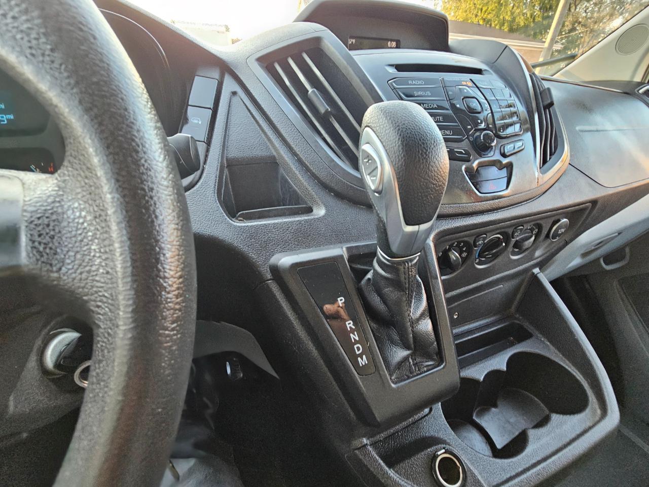 Ford Transit Van T-150 148" Med Rf 8600 GVWR Sliding RH Dr 2018