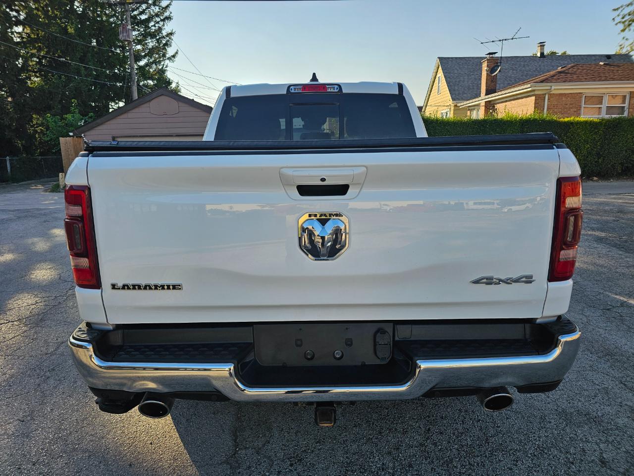RAM 1500 Laramie 4x4 Crew Cab 5'7" Box 2024