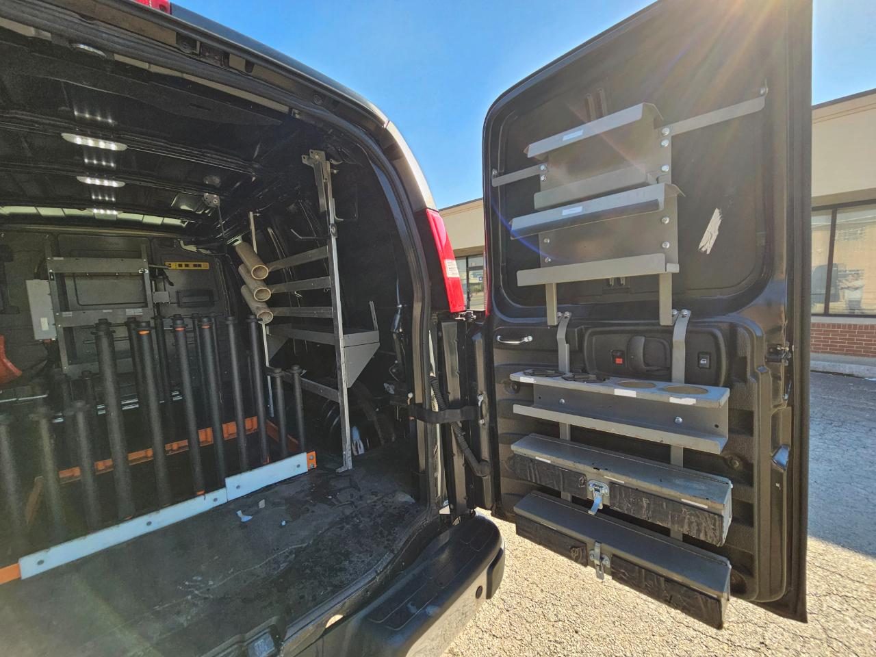 Chevrolet Express Cargo Van RWD 2500 135" 2019