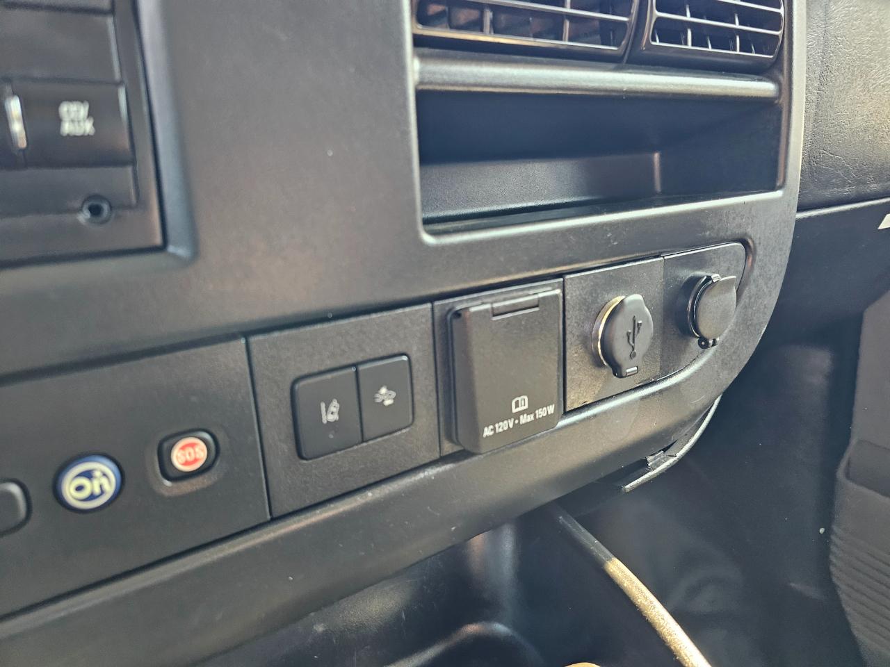 Chevrolet Express Cargo Van RWD 2500 135" 2019