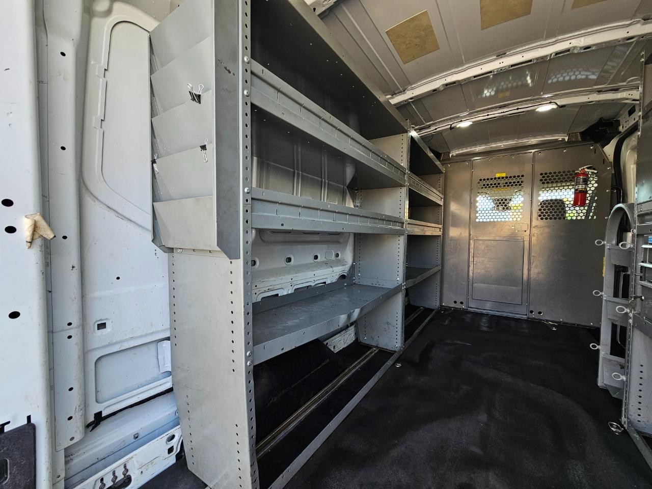 Ford Transit Van T-250 148" Med Rf 9000 GVWR Sliding RH Dr 2019