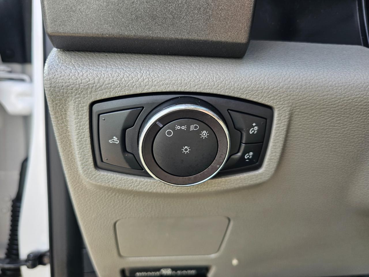 Ford Super Duty F-250 SRW 2WD Crew Cab 156" XL 2019