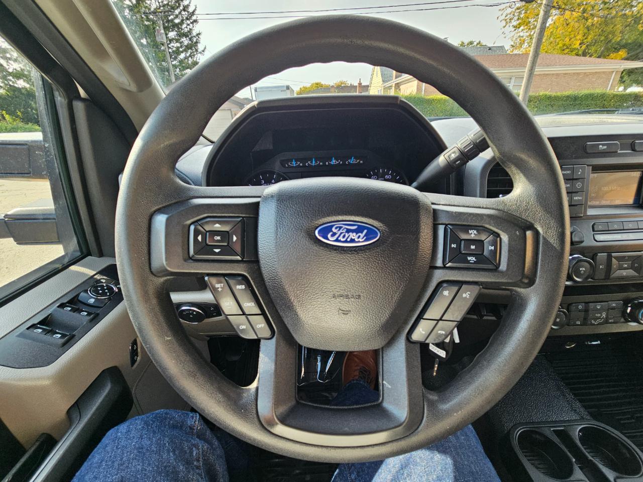 Ford Super Duty F-250 SRW 2WD Crew Cab 156" XL 2019