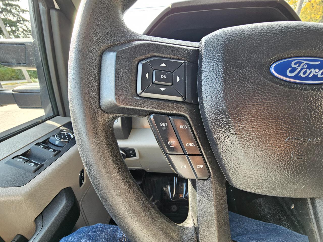 Ford Super Duty F-250 SRW 2WD Crew Cab 156" XL 2019